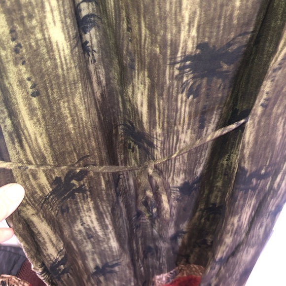 Vintage Tradition earthy Toned Maxi Dress with Floral Hem with over shirt - Picture 3 of 10